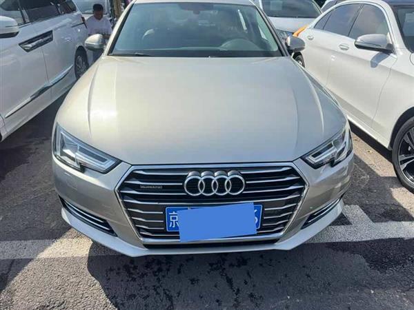 奥迪A4L 2017款 Plus 45 TFSI quattro 风尚型