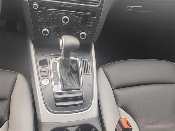 奥迪Q5 2018款 典藏版 40 TFSI 进取型