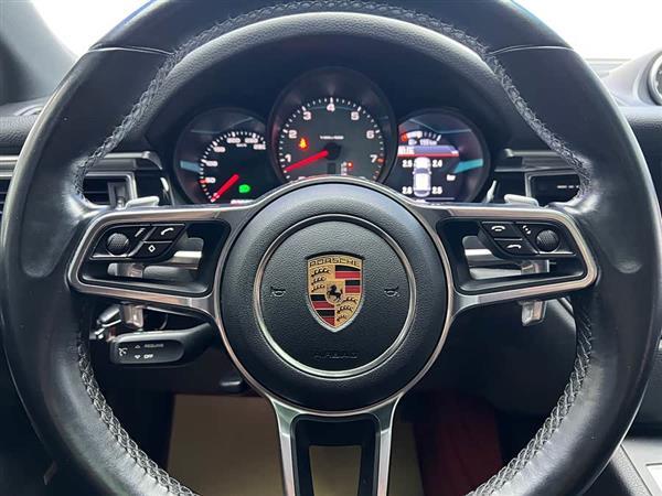 Macan 2017款  Macan S 3.0T