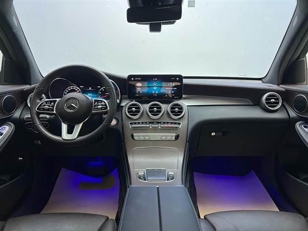 奔驰GLC 2020款 GLC 300 L 4MATIC 动感型