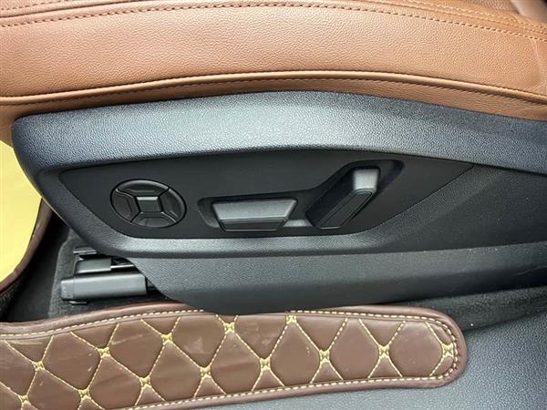 奥迪Q7 2023款 45 TFSI quattro S line运动型