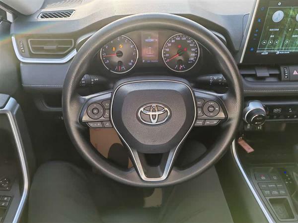 威兰达 2020款 2.0L CVT四驱豪华版