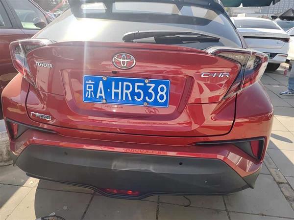 丰田C-HR 2018款 2.0L 豪华天窗版 国VI