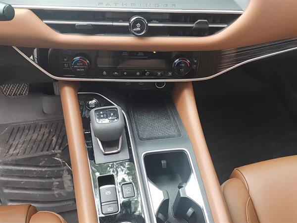 探陆 2024款 380VC-TURBO 四驱智尊版 6座