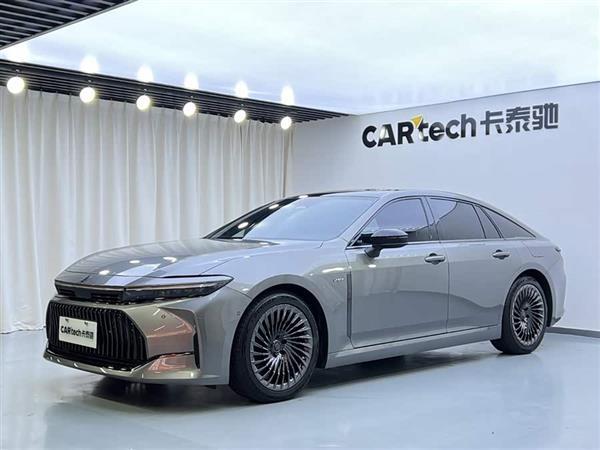 皇冠(进口) 2024款 2.5L 至尊版