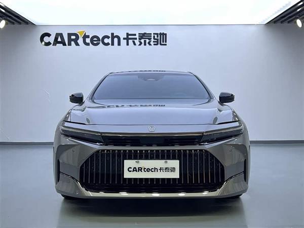 皇冠(进口) 2024款 2.5L 至尊版