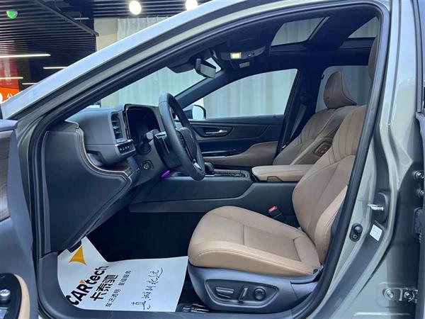 皇冠(进口) 2024款 2.5L 至尊版