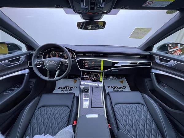 奥迪A6L 2025款 改款 45 TFSI quattro 臻选动感型