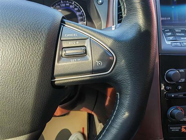 英菲尼迪QX50 2015款 2.5L 悦享版