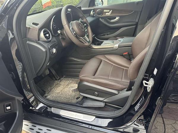 奔驰GLC 2022款 改款 GLC 300 L 4MATIC 动感型臻藏版