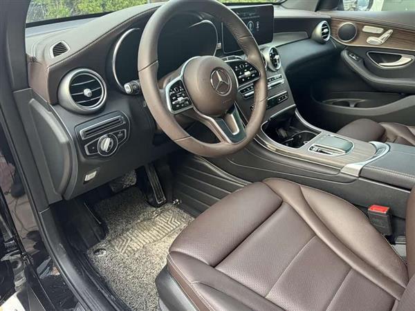 奔驰GLC 2022款 改款 GLC 300 L 4MATIC 动感型臻藏版