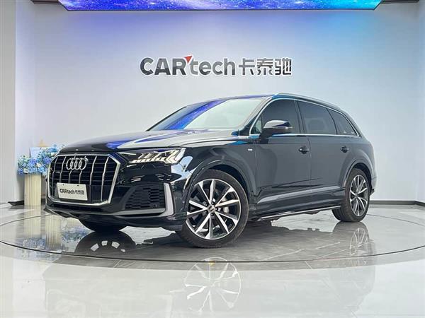 奥迪Q7 2023款 55 TFSI quattro S line运动型