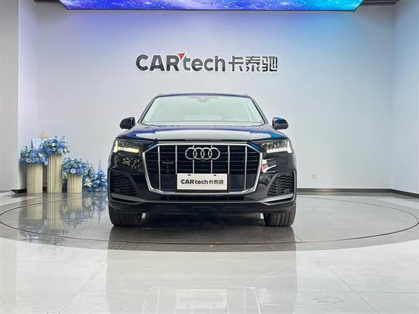 奥迪Q7 2023款 55 TFSI quattro S line运动型