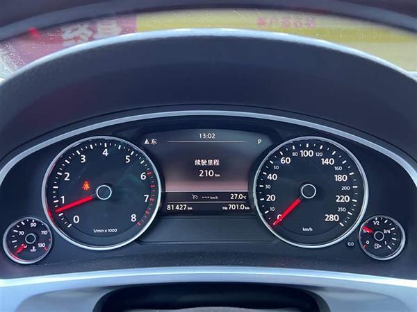 途锐 2015款 3.0TSI 耀锐限量版