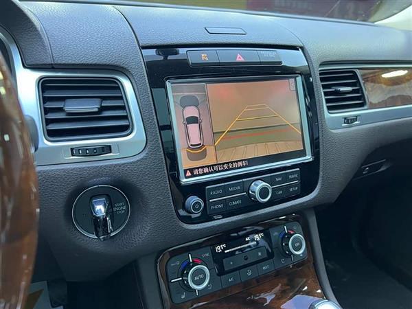 途锐 2015款 3.0TSI 耀锐限量版