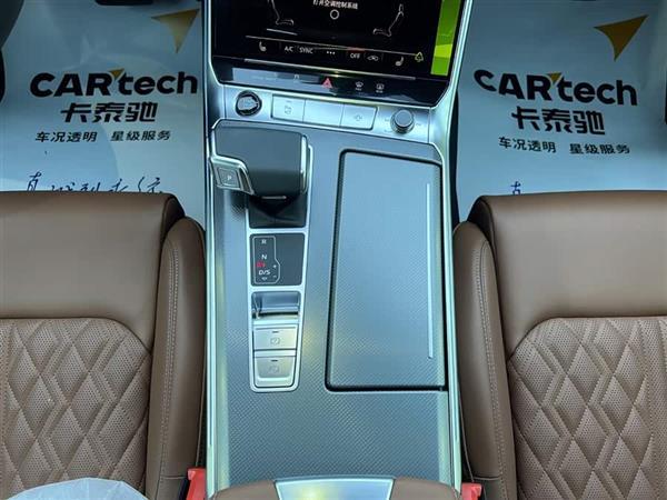 奥迪A6L 2025款 改款 45 TFSI 臻选动感型