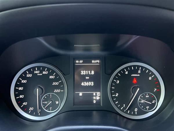 威霆 2020款 2.0T 商务版 7座