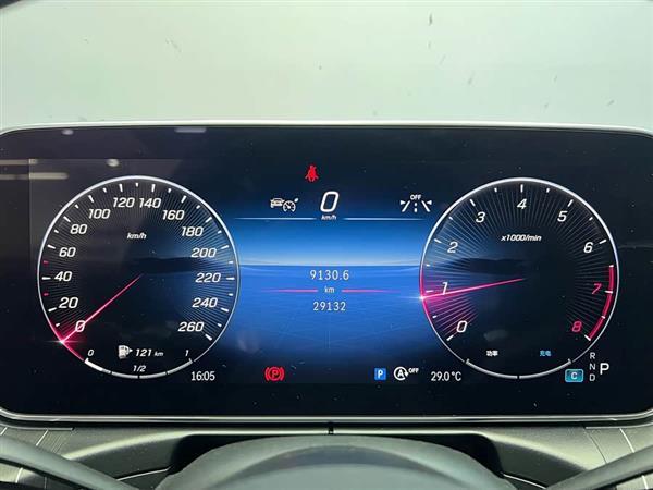 奔驰C级 2023款 改款 C 260 L 皓夜运动版