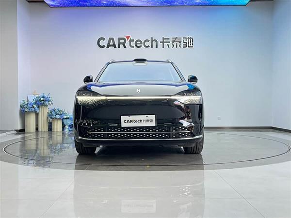 问界M9 2024款 增程 Ultra版 52kWh 5座版