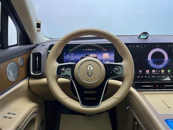 问界M9 2024款 增程 Ultra版 52kWh 5座版