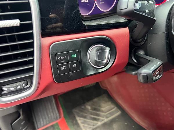 Cayenne 2023款 Cayenne 3.0T 铂金版