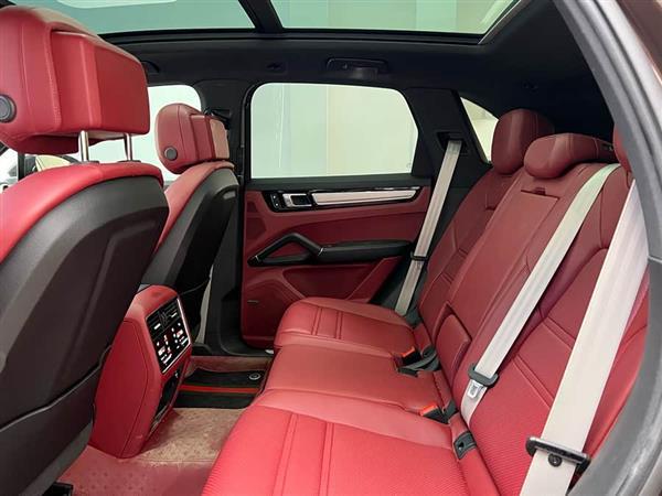 Cayenne 2023款 Cayenne 3.0T 铂金版