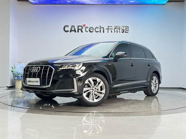 奥迪Q7 2023款 45 TFSI quattro S line运动型