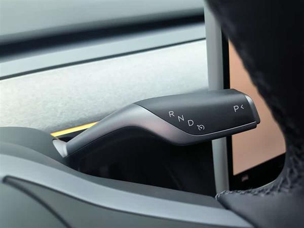 Model Y 2024款 后轮驱动版