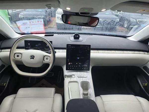蔚来ET7 2022款 100kWh 首发版