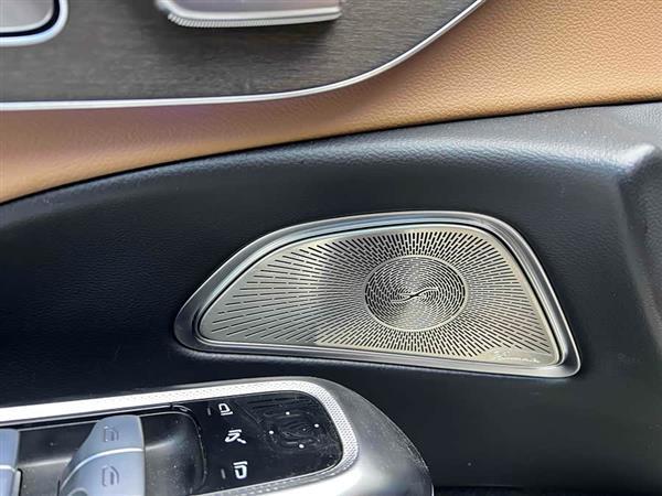 奔驰E级 2024款 E 300 L 豪华型