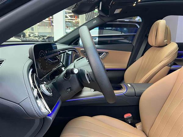 奔驰E级 2024款 E 300 L 豪华型