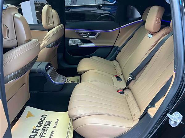 奔驰E级 2024款 E 300 L 豪华型