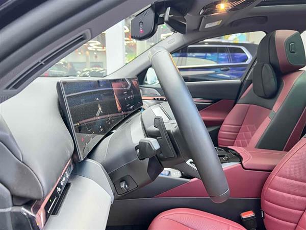 宝马i5 2025款 eDrive 40L M运动套装