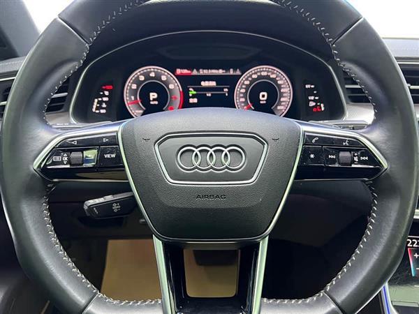 奥迪A6L 2020款 55 TFSI quattro 尊享动感型