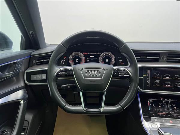 奥迪A6L 2020款 55 TFSI quattro 尊享动感型