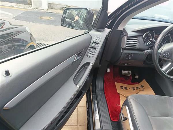 奔驰R级 2014款 R 320 4MATIC 商务型