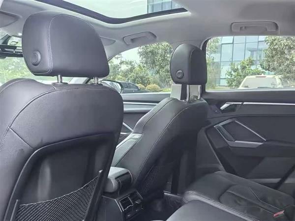 奥迪Q3 Sportback 2022款 40 TFSI 时尚型