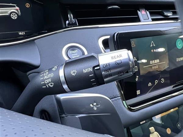 揽胜极光 2022款 极光L 249PS R-Dynamic 科林斯古铜特别版
