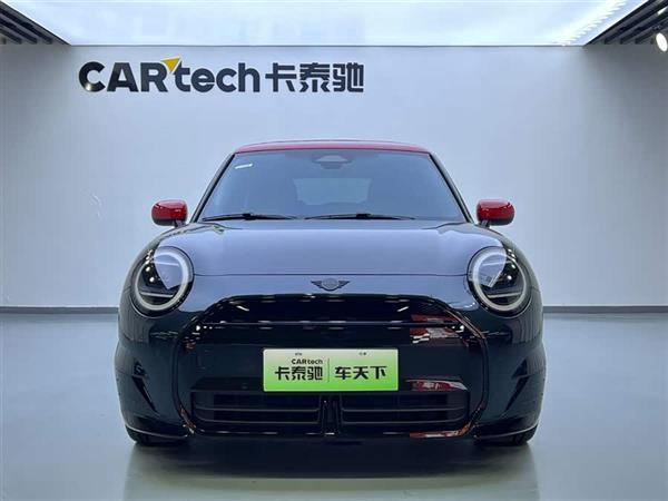 电动MINI COOPER 2024款 452km COOPER SE 赛车手