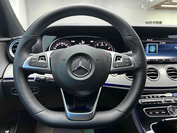 奔驰E级 2017款 改款 E 300 运动型