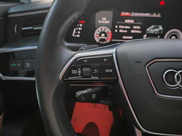 奥迪A6L 2019款 40 TFSI 豪华致雅型