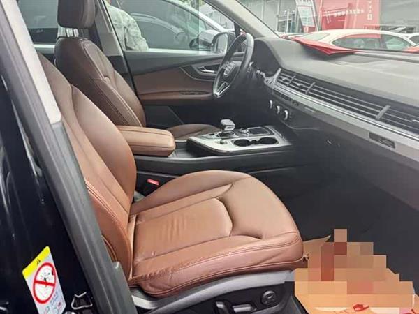 奥迪Q7 2016款 45 TFSI 技术型
