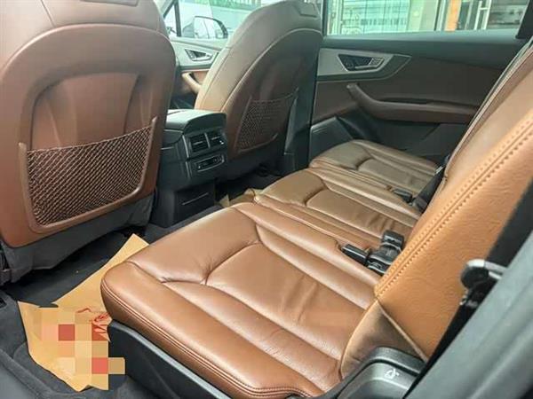 奥迪Q7 2016款 45 TFSI 技术型