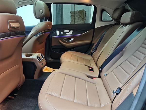 奔驰E级 2020款 改款 E 300 L 运动殊享版