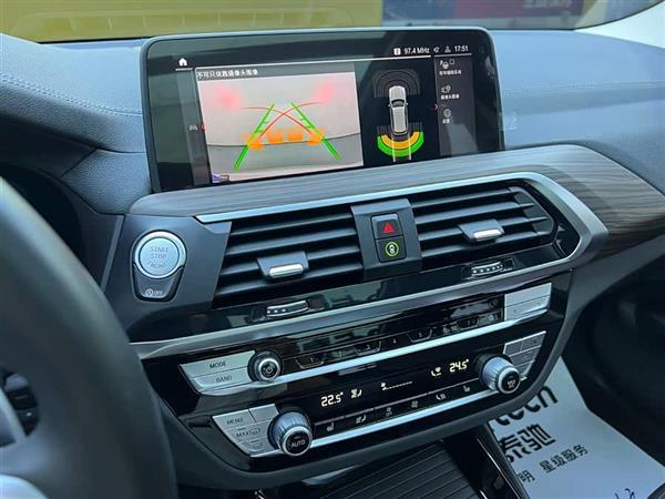 宝马X3 2021款 改款 xDrive28i M运动套装