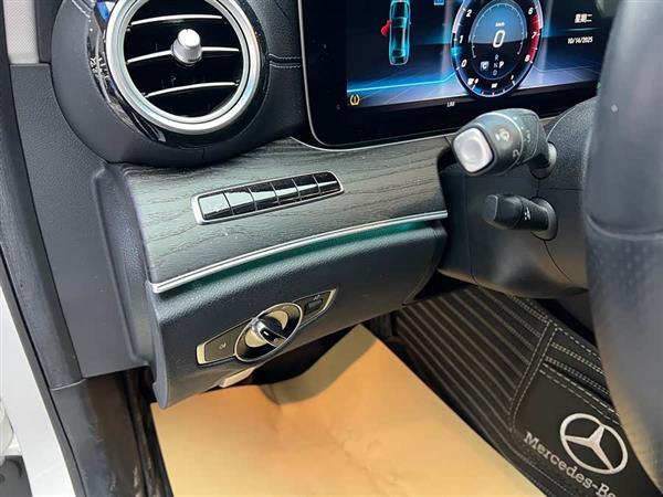 奔驰E级 2020款 改款 E 300 L 运动殊享版