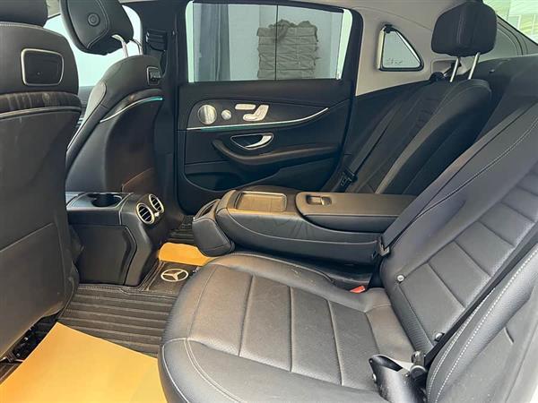 奔驰E级 2020款 改款 E 300 L 运动殊享版