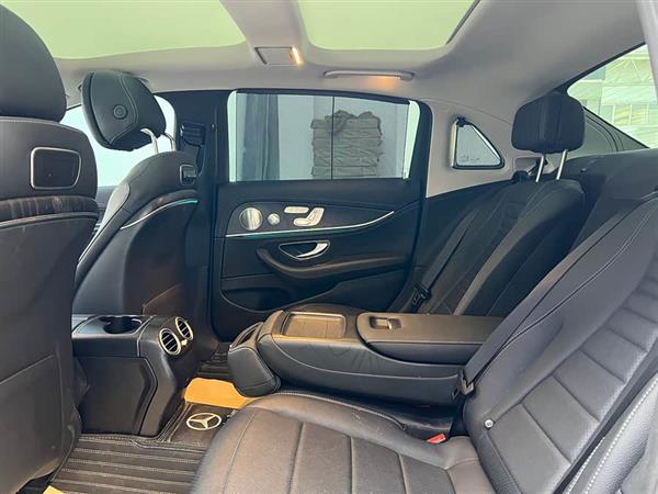 奔驰E级 2020款 改款 E 300 L 运动殊享版