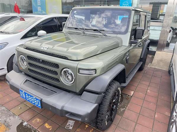 212 T01 2024款 2.0T 机械师