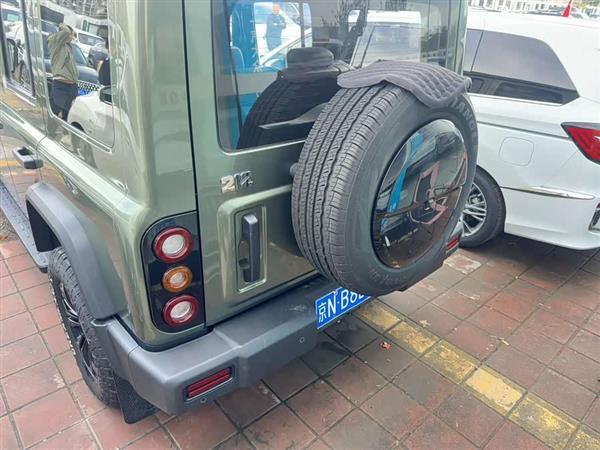 212 T01 2024款 2.0T 机械师